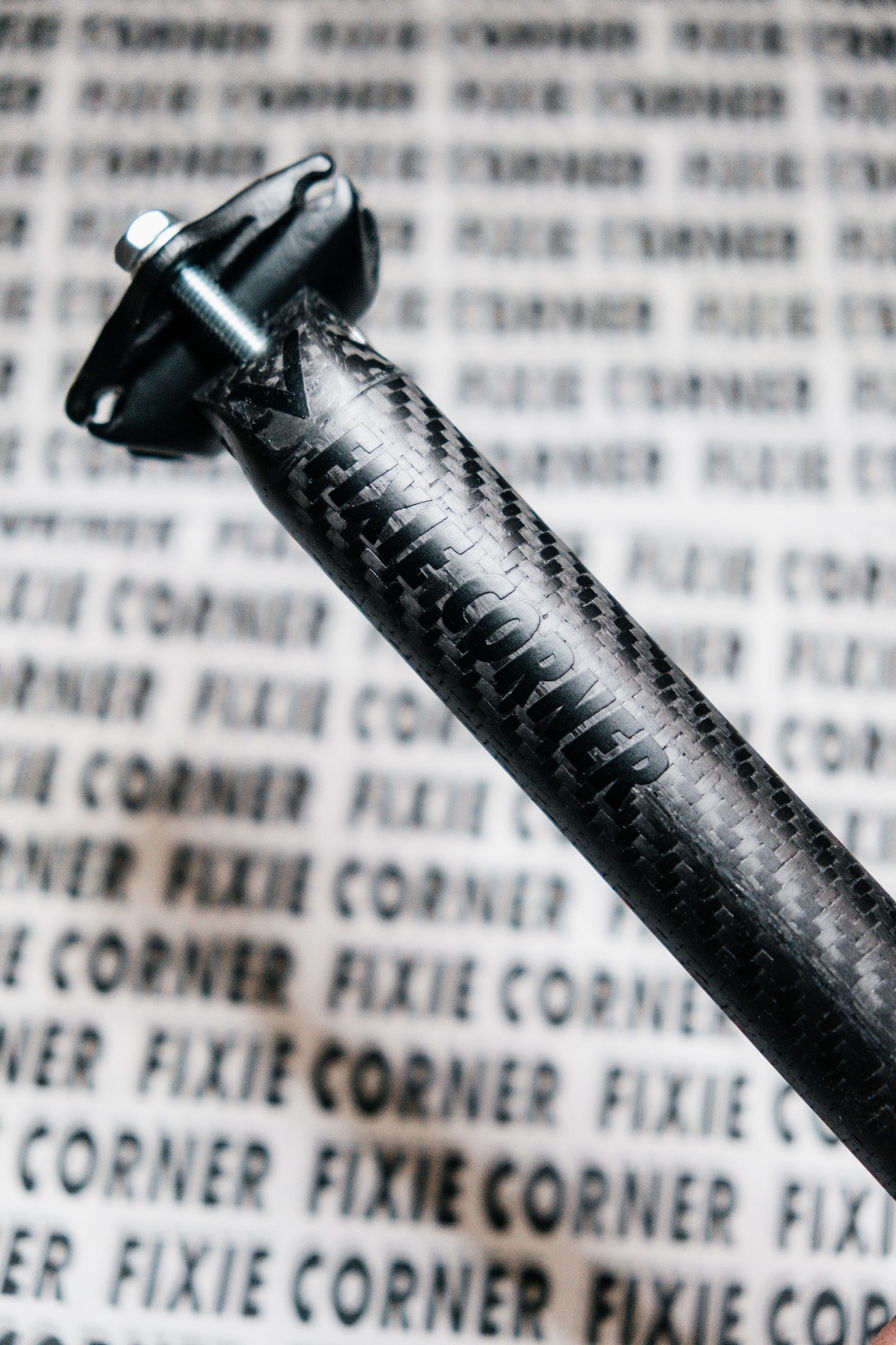 Carbon seatpost pre-order