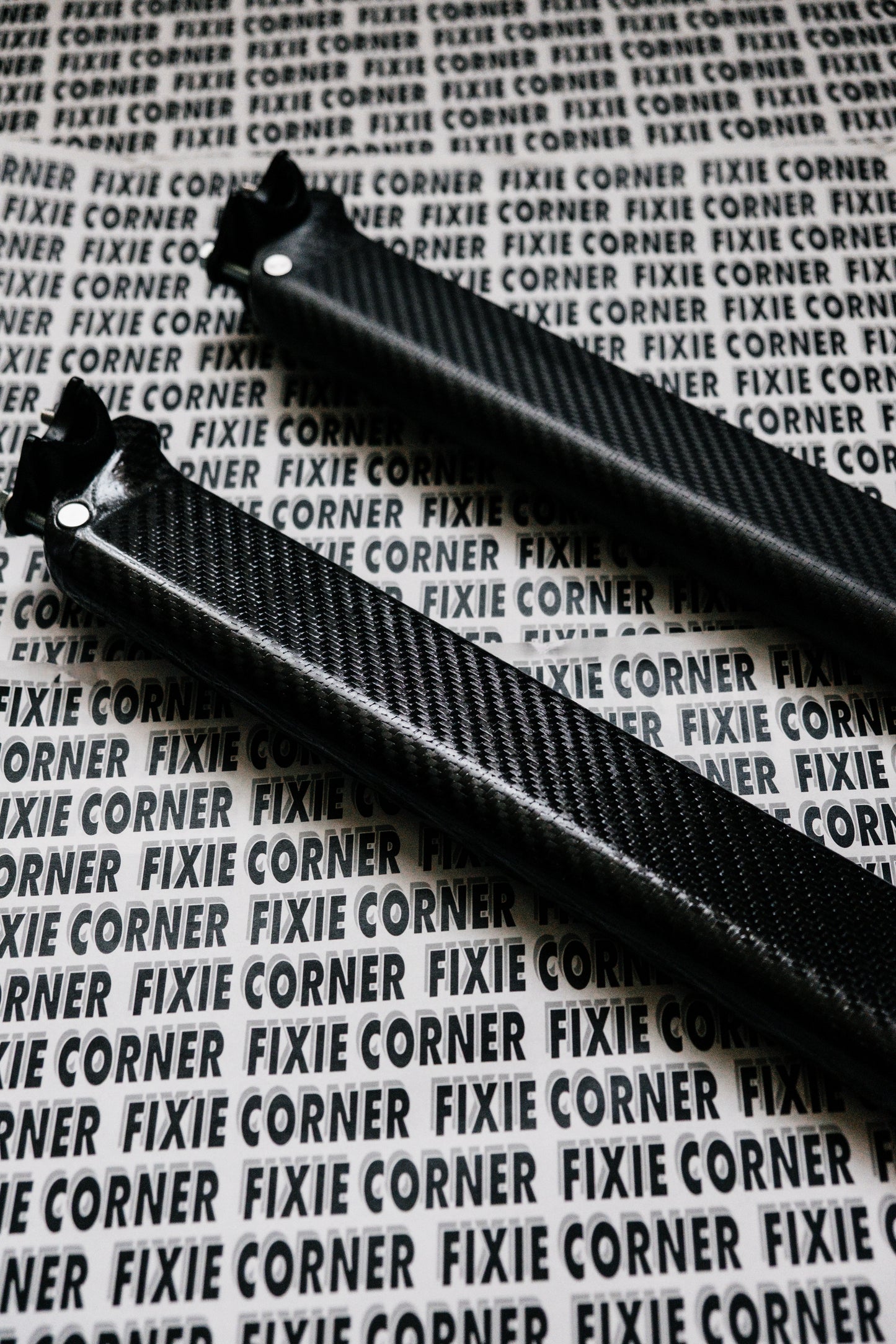 Carbon seatpost pre-order