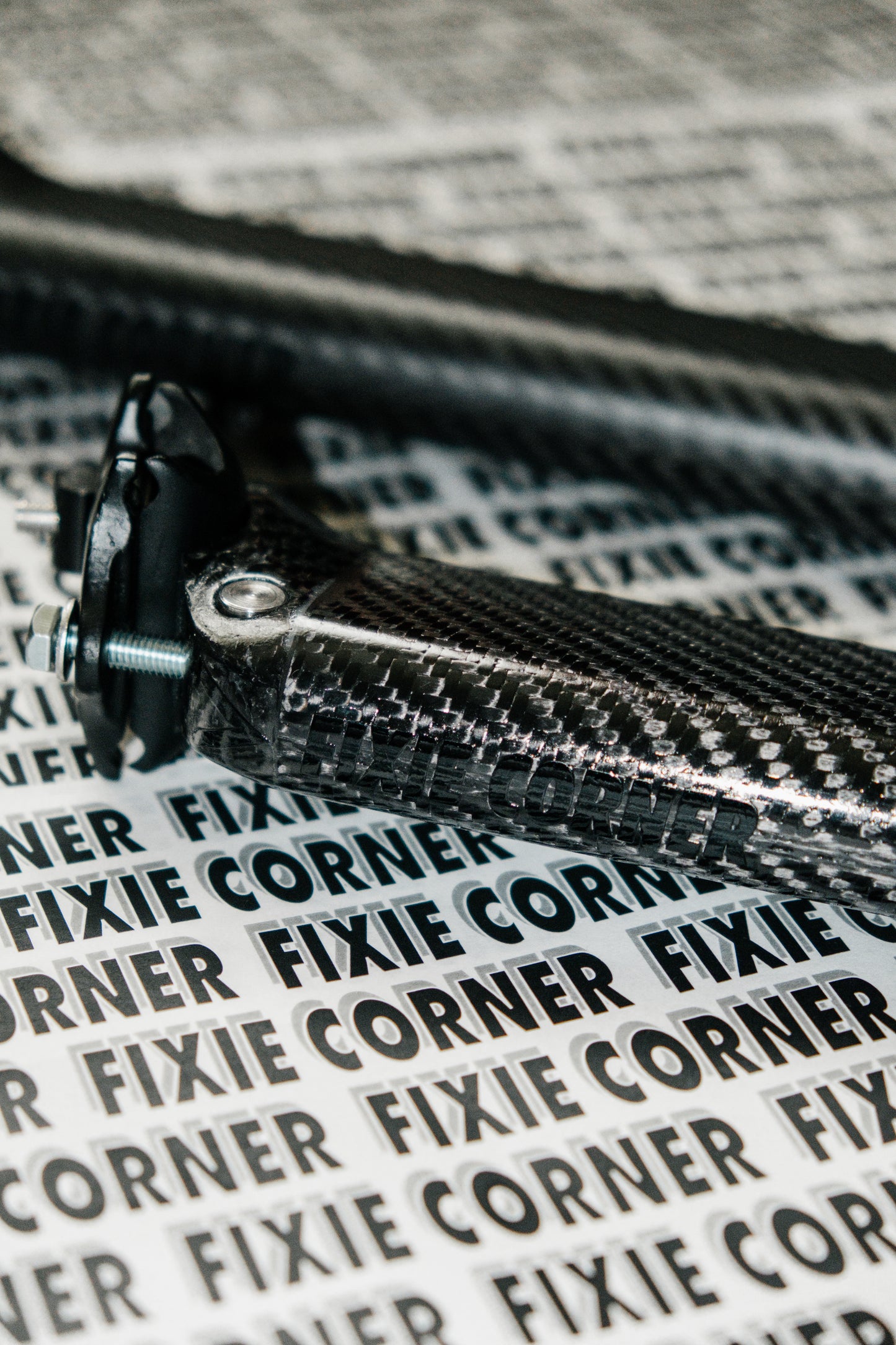 Carbon seatpost pre-order