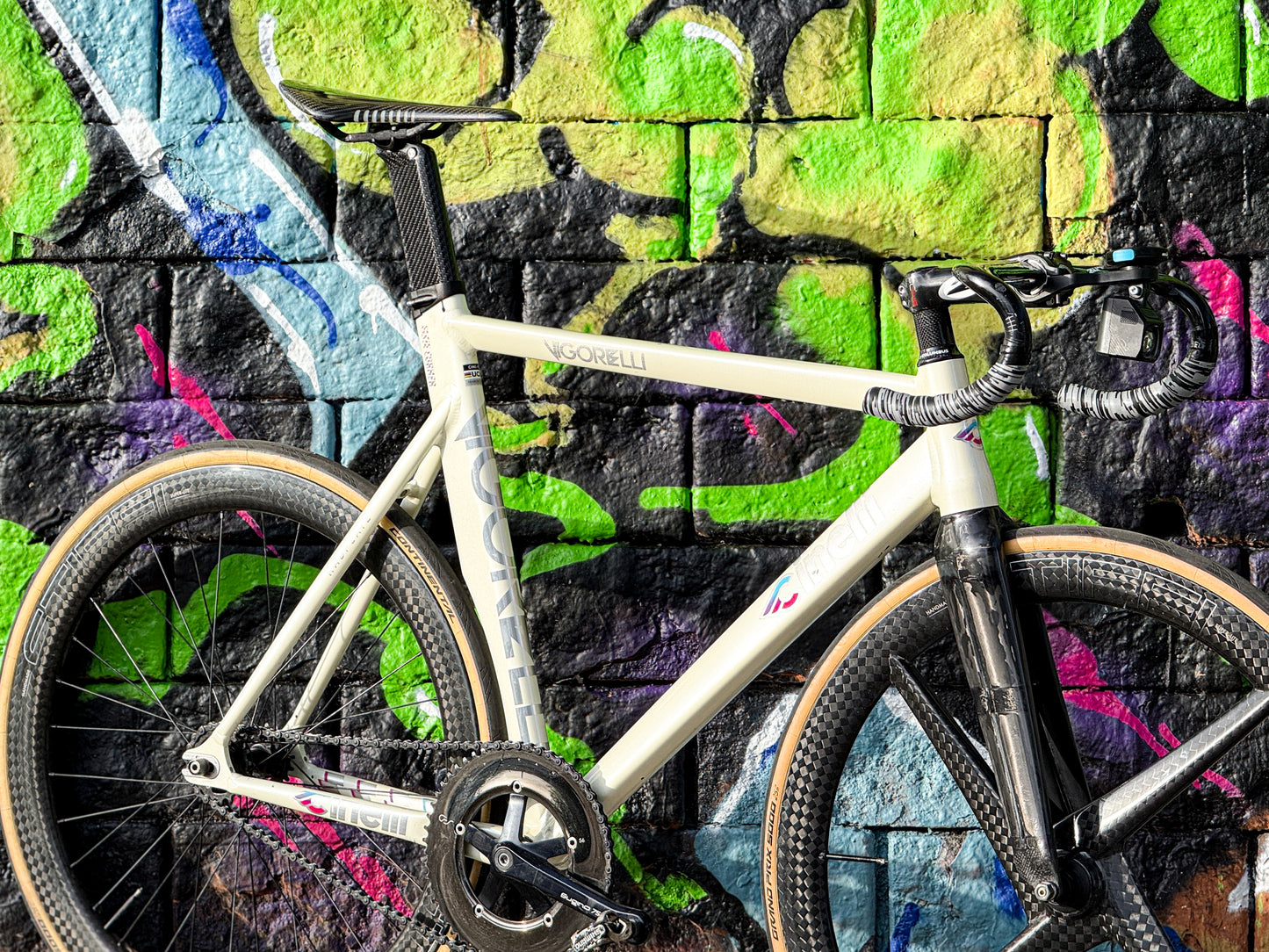 Carbon seatpost pre-order