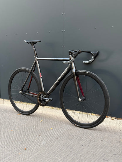 Brakeless hoods