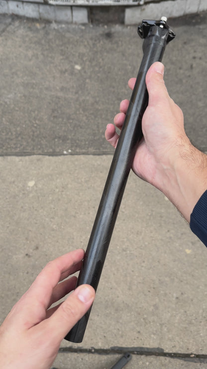 Carbon seatpost pre-order